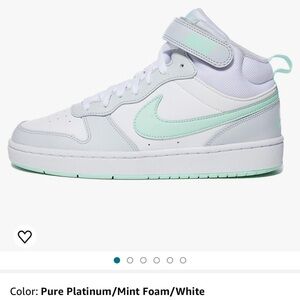 Like new high top, white and mint Nikes